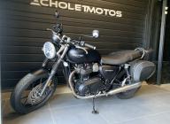 TRIUMPH STREET TWIN 900 A2