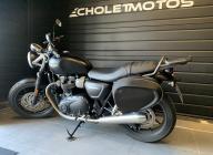 TRIUMPH STREET TWIN 900 A2