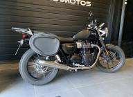 TRIUMPH STREET TWIN 900 A2