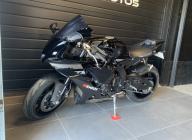 YAMAHA YZF 1000 R1