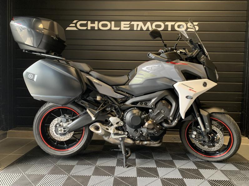 YAMAHA TRACER 900