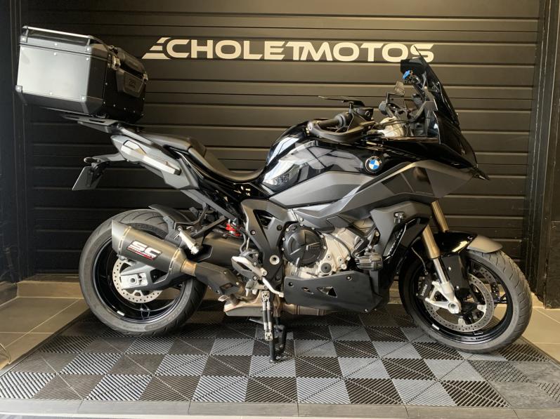 BMW S 1000 XR triple black