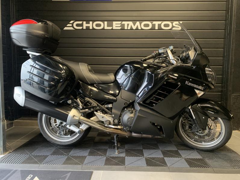KAWASAKI GTR 1400