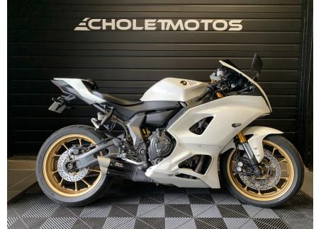 YAMAHA YZF-R7 A2