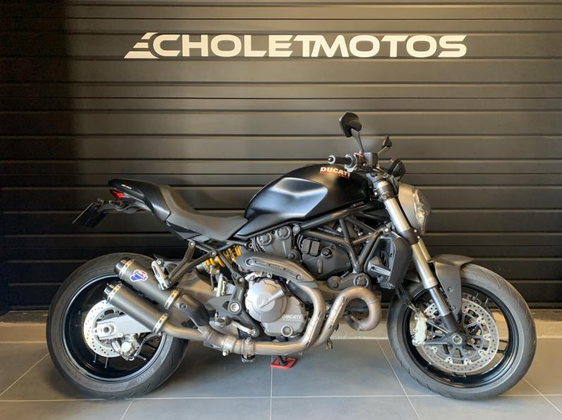 DUCATI MONSTER 821