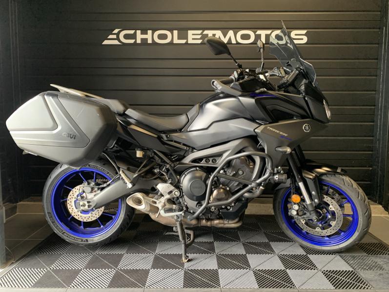 YAMAHA TRACER 900
